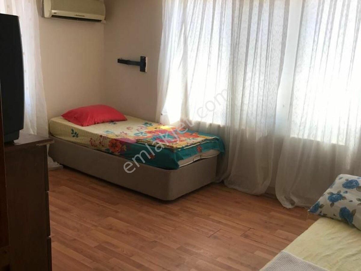 emlakcidan balikesir ayvalik kucukkoy mahallesi 2 1 gunluk kiralik daire 350 tl 9968482