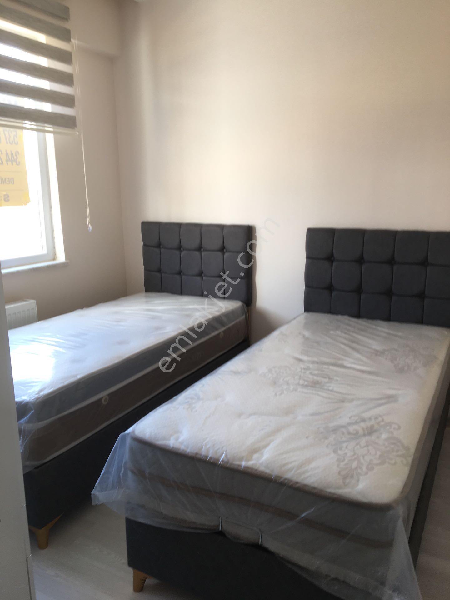 Kiralık 2+0 Eşyalı Daire Üniversite Civarı 5.kat 25.000 Tl.