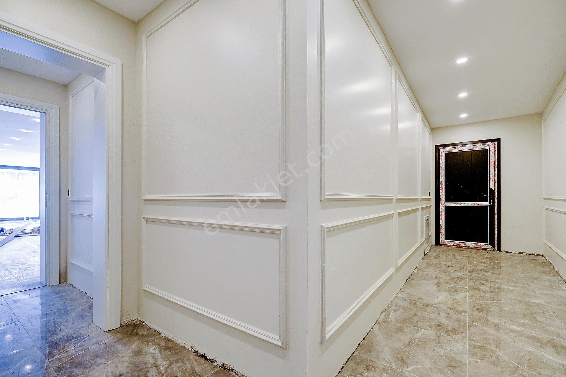 https://imaj.emlakjet.com/oda/watermarked-image/test/2023-3-13/edited-12869505/305498125-edited.jpg