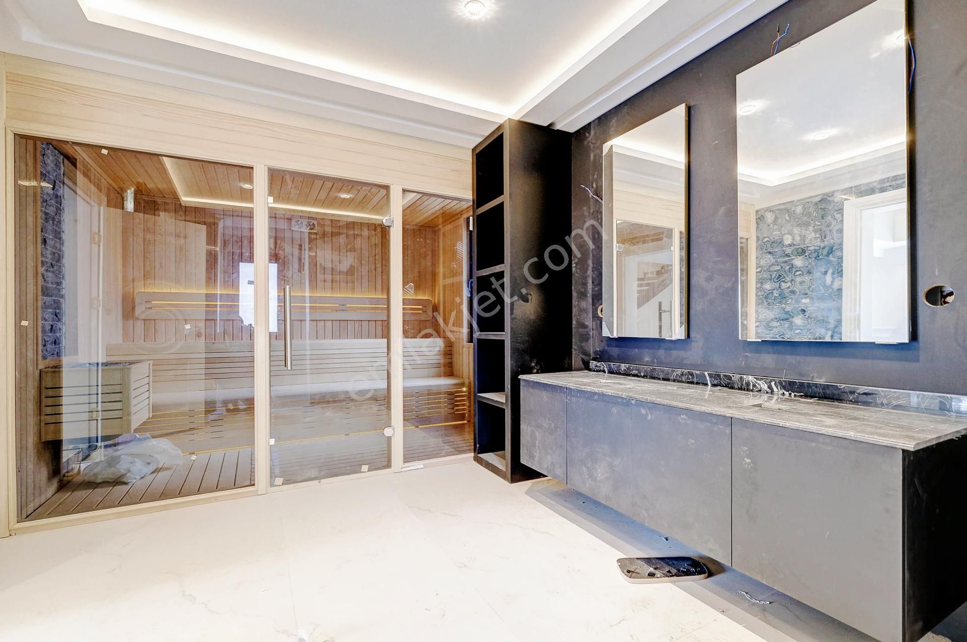 https://imaj.emlakjet.com/oda/watermarked-image/test/2023-3-13/edited-12869505/305498214-edited.jpg