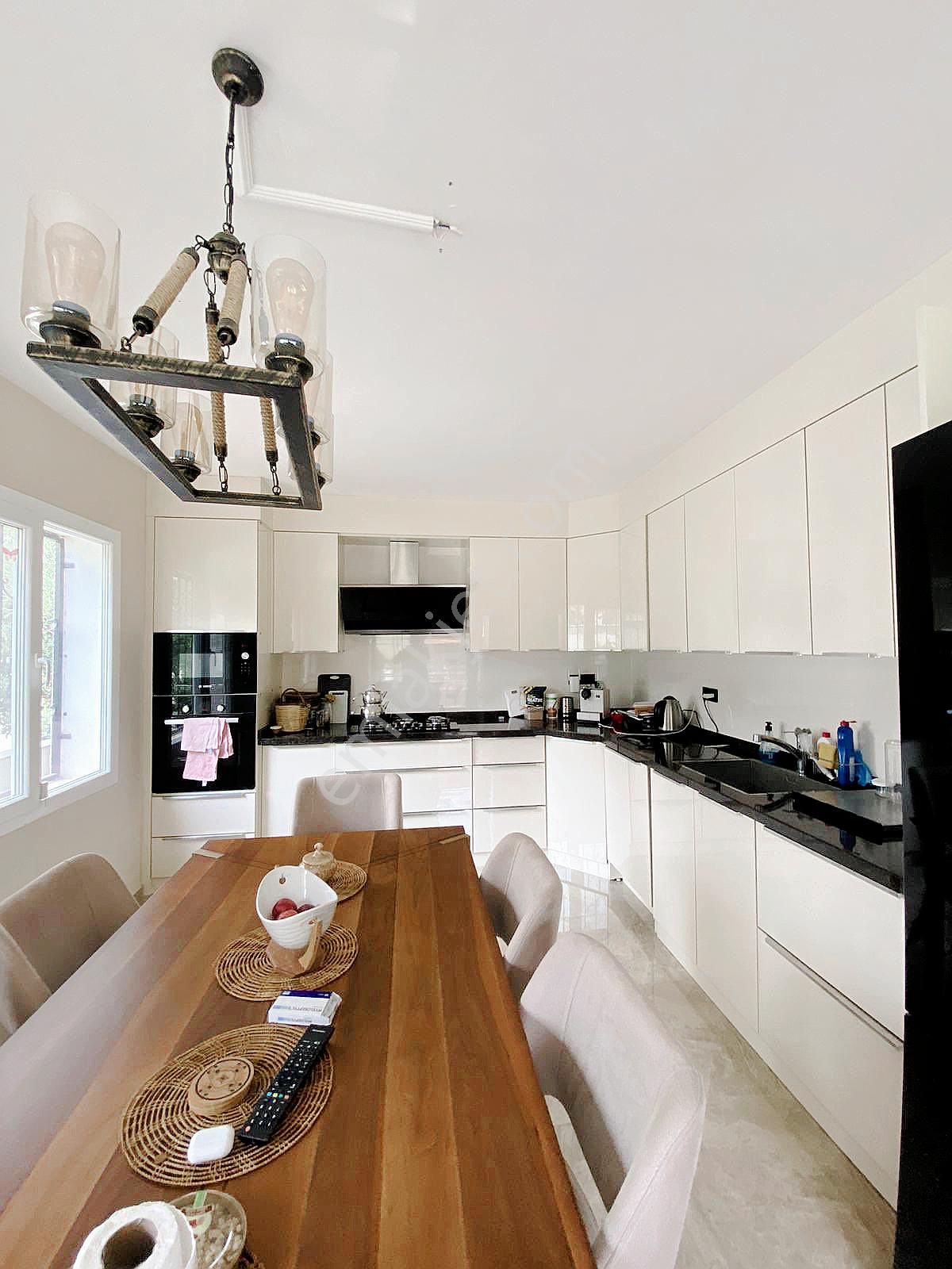 Aydın Kuşadası Güzelçamlı’da Eşsiz Konumda Müstakil Villa - Görsel 29