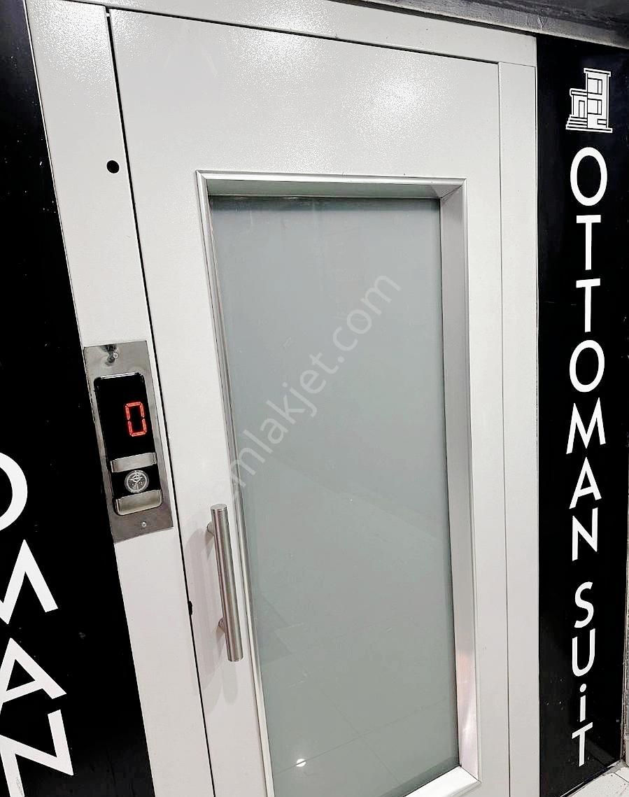 https://imaj.emlakjet.com/oda/watermarked-image/test/2024-6-12/edited-15330875/352461930-edited.jpg