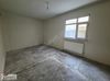 İNÖNÜ'DE CADDEYE YAKIN KONUMDA GENİŞ 3+1 DAİRE
