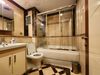 Ataköy 7-8-9-10. Kısım Gazi Sitesi'nde 140m2 3+1 Satılık Daire