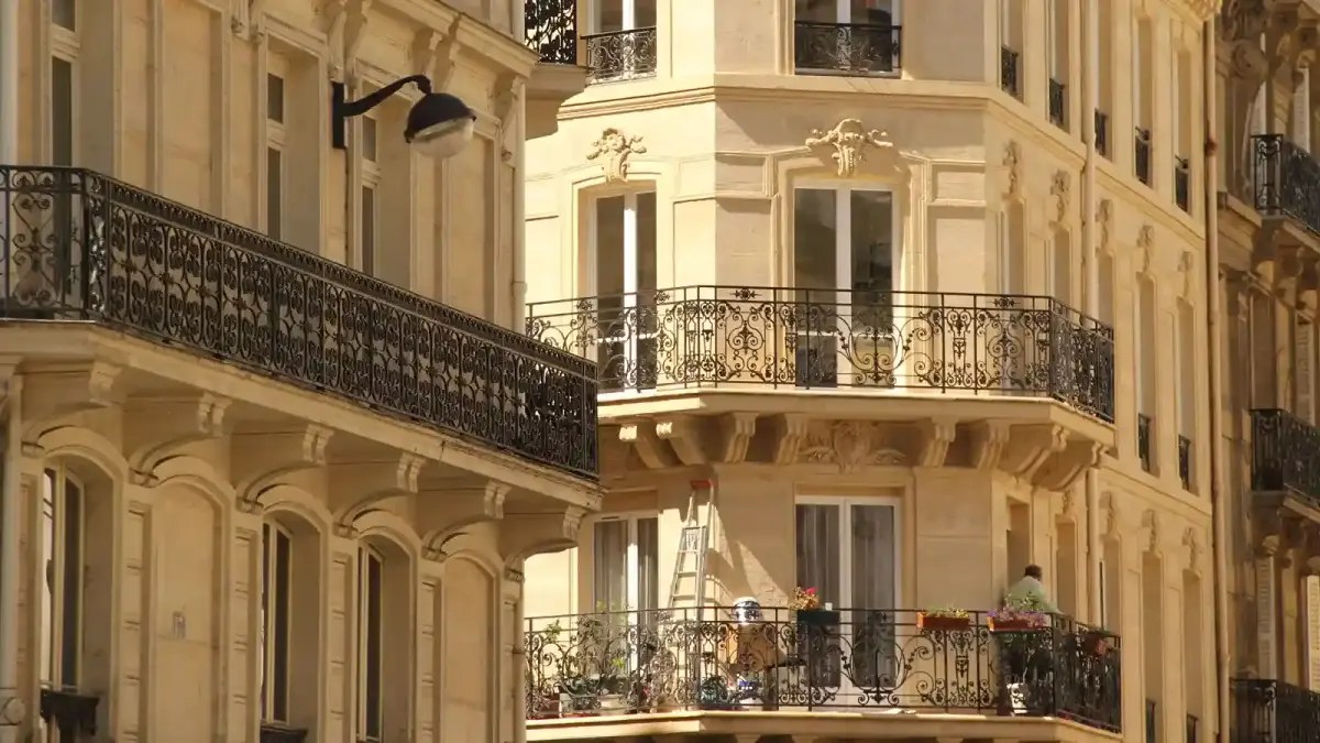 Fransız Balkon Nedir? Fransız Balkon Modelleri Nelerdir?