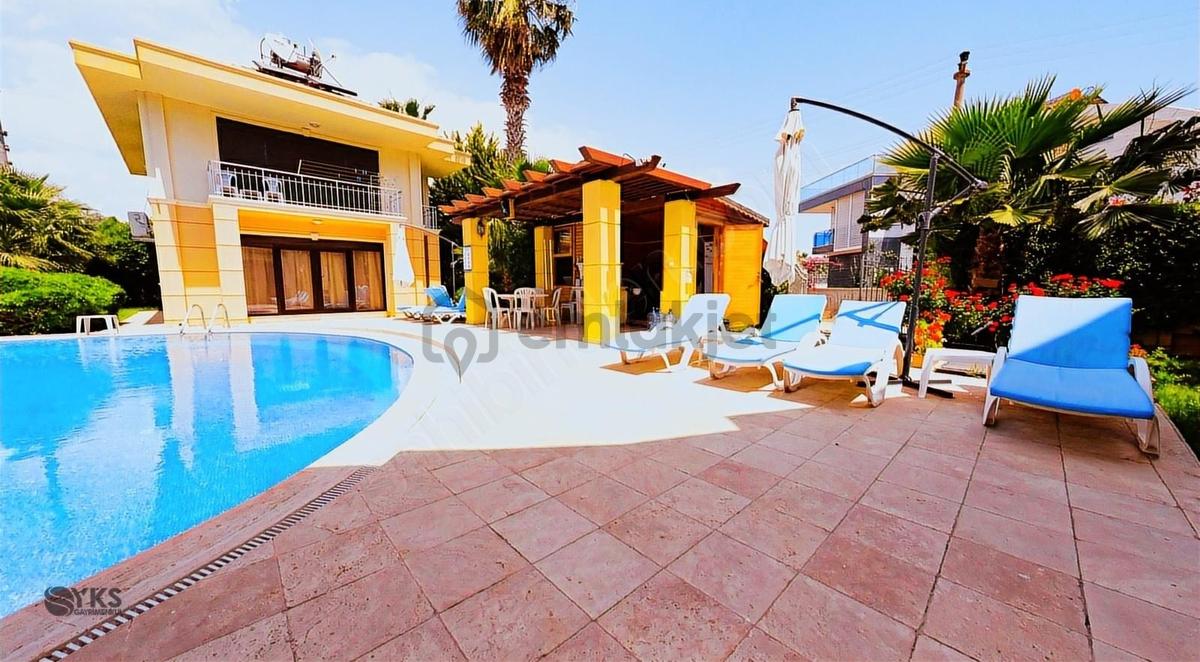 Granada Otel Yanı Satılık 7 Villadan Oluşan Site - 23
