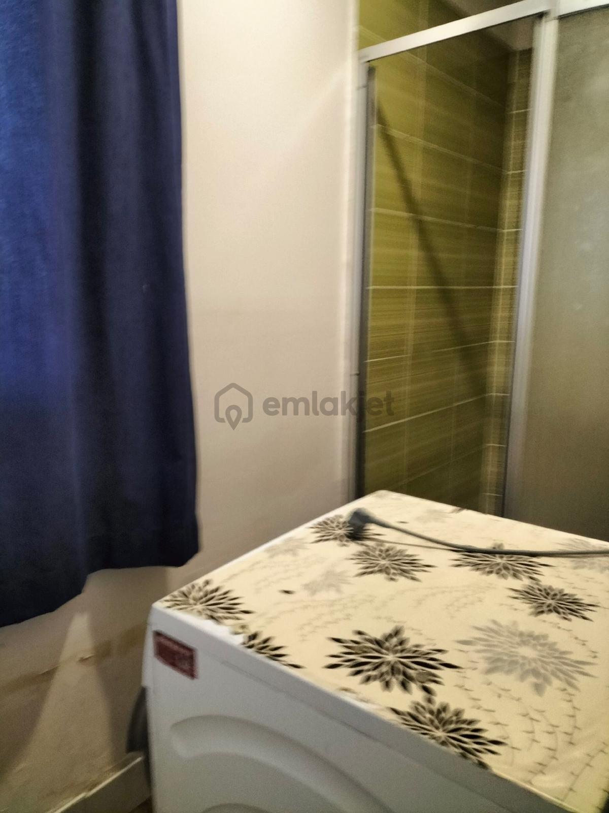 Bornova Da 1+1 Kiralık Eşyalı Geniş Daire - 3
