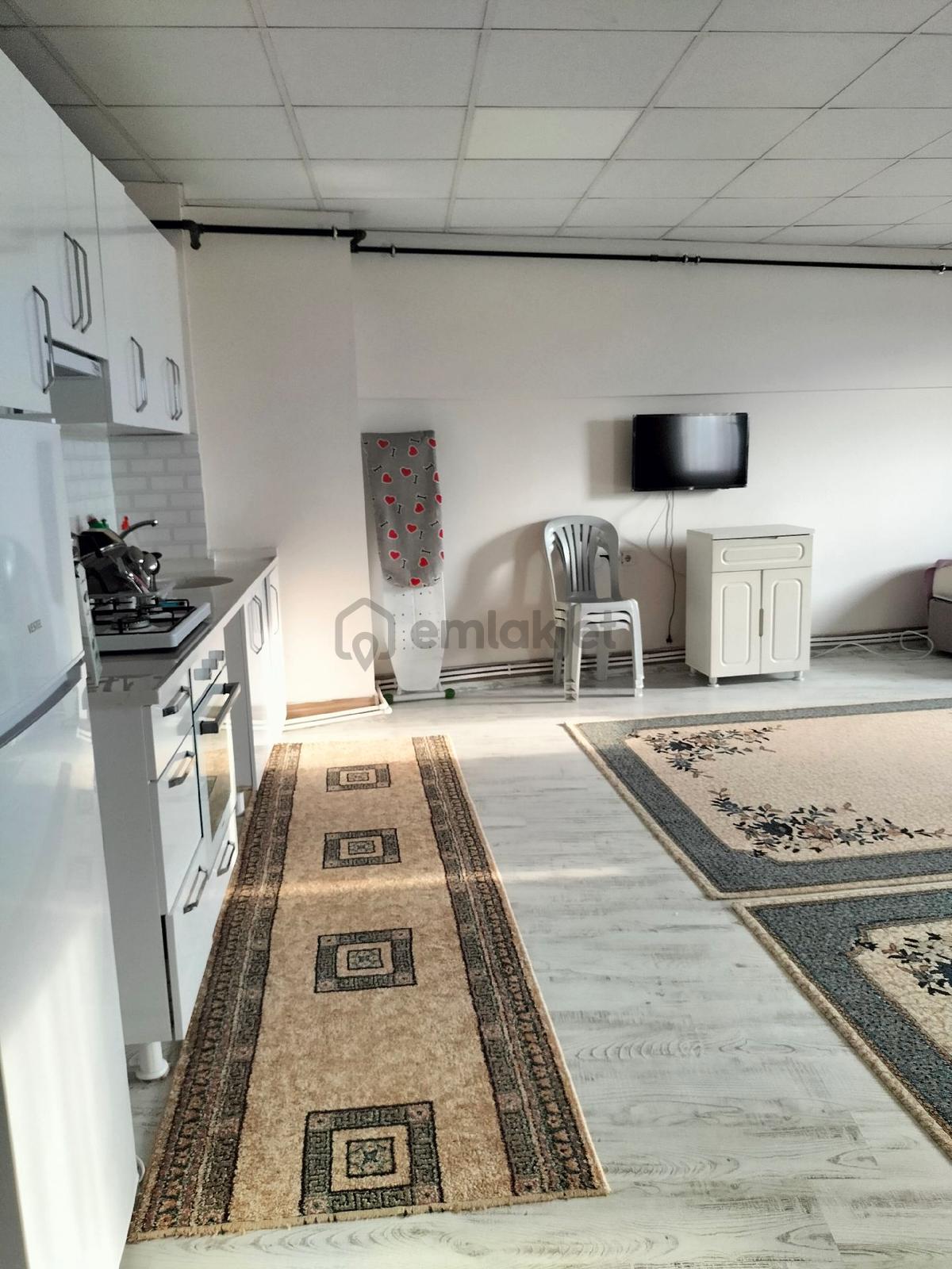 Bornova Da 1+1 Kiralık Eşyalı Geniş Daire - 10