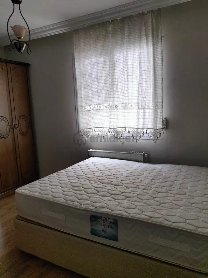 Bornova Da 2+1 Eşyalı Kiralık Daire - 3