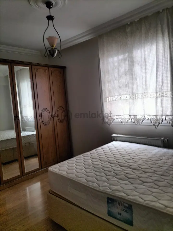 Bornova Da 2+1 Eşyalı Kiralık Daire - 13