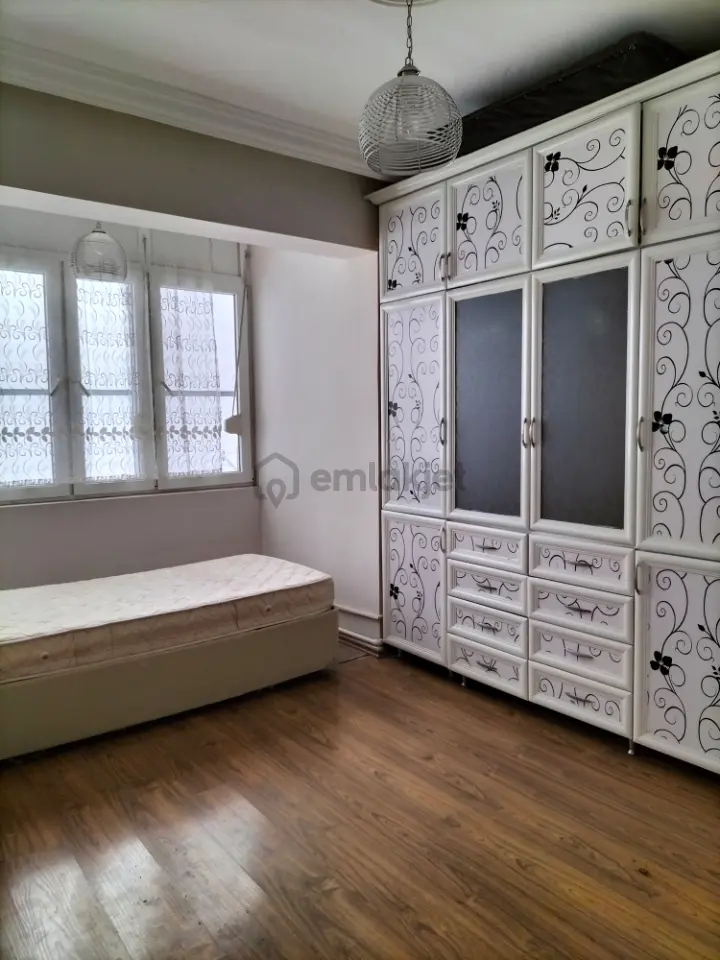 Bornova Da 2+1 Eşyalı Kiralık Daire - 9