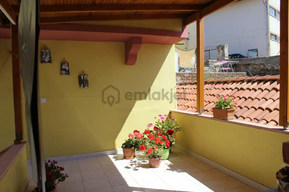 Ayvada'dan Ayvalık Merkez'de Taş Rum Evi - 16