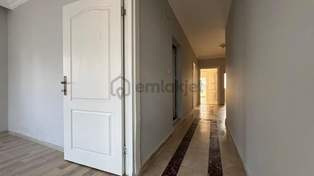 Kızkalesinde 3+1 Havuzlu Site İçerisinde Satılık Daire - 23
