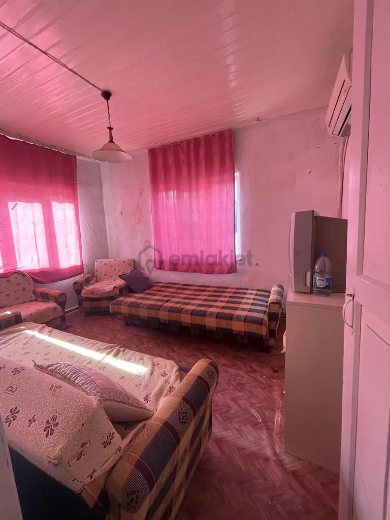 Ayvada'dan Ayvalık Merkez'de 2 Katlı Taş Rum Evi - 6