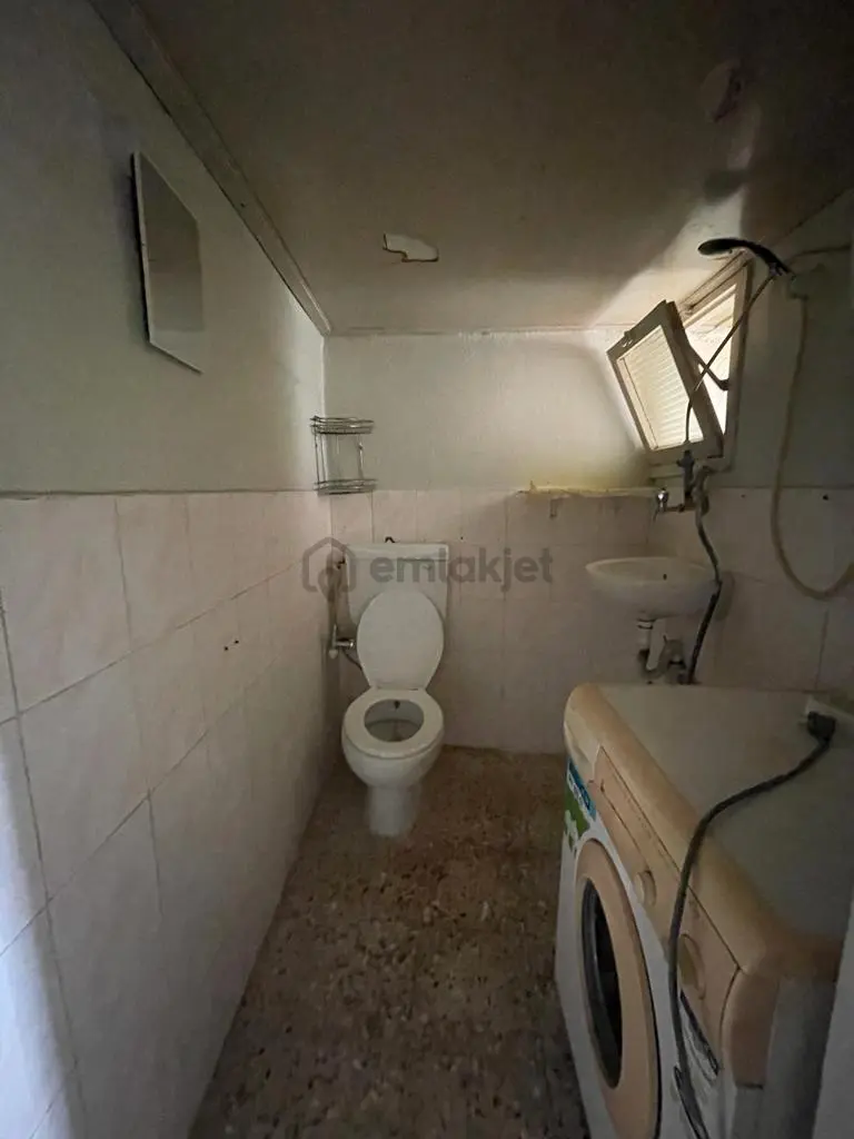 Ayvada'dan Ayvalık Merkez'de 2 Katlı Taş Rum Evi - 14