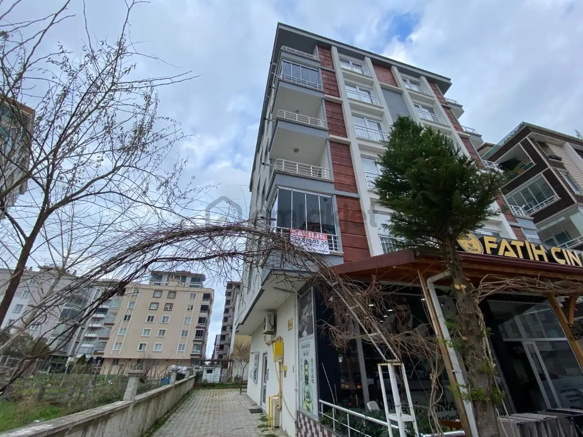 Ali Erişgin'den Satılık 1+1 Daire Atakum Merkezi Yerde - 9