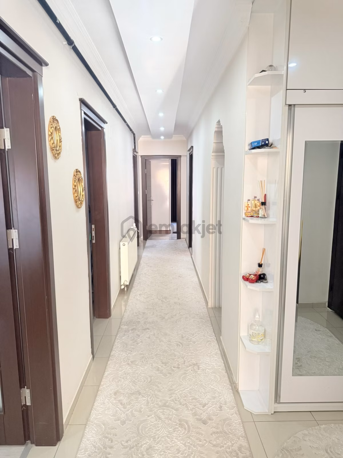 Lider'den Merkezde Satılık 3+1 Lüks İşcilikli Doğalgazlı Daire - 16