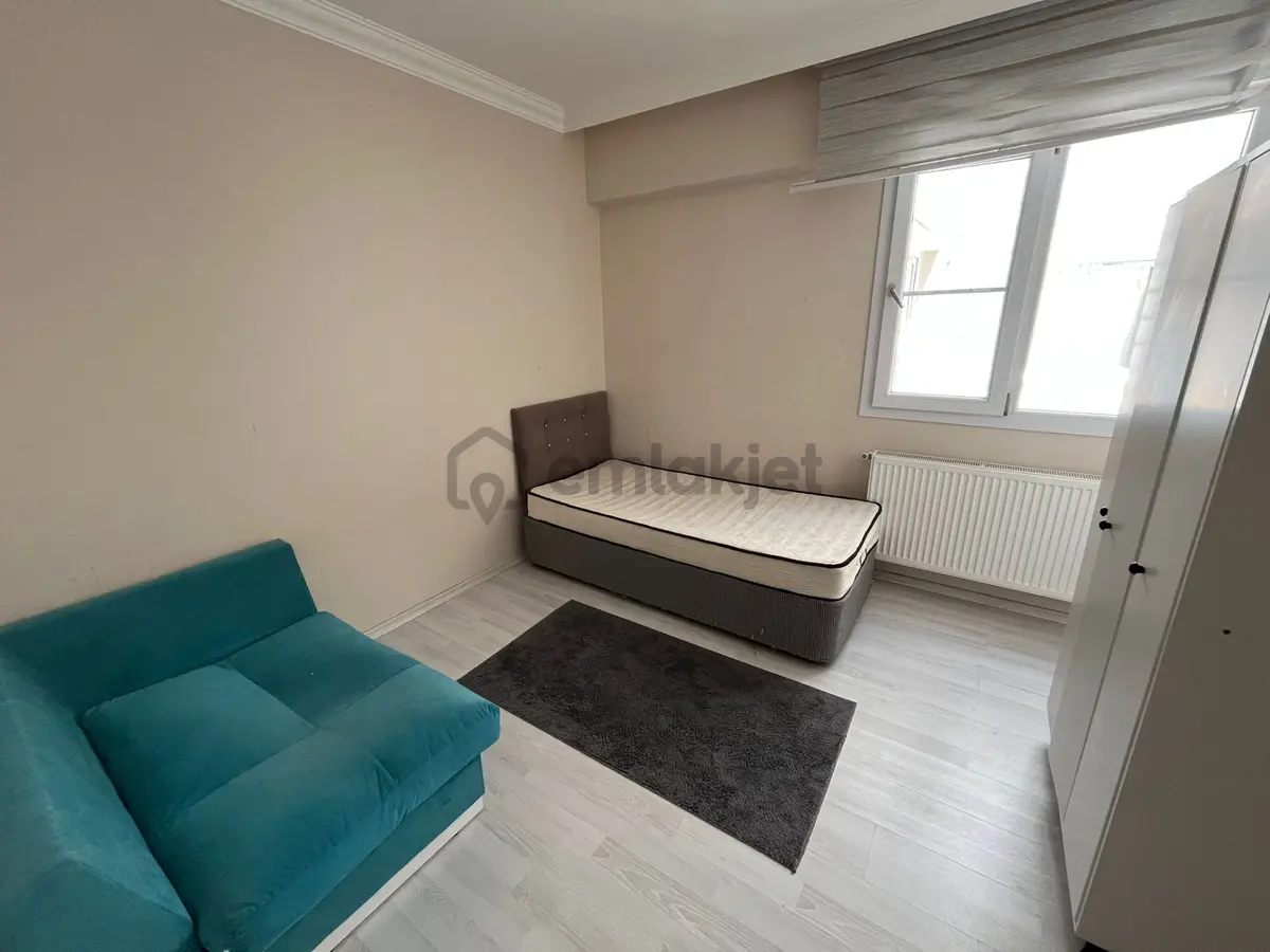 Sahibinden 2+1 Üniversiteye Dolmuşa Yakın Eşyalı - 9