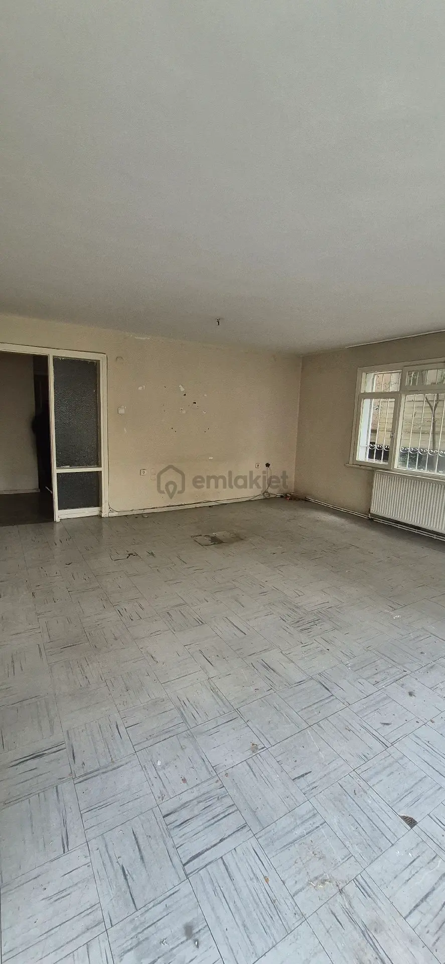 Bornova Da Kiralık 2 Kat Geniş Dükkan - 32