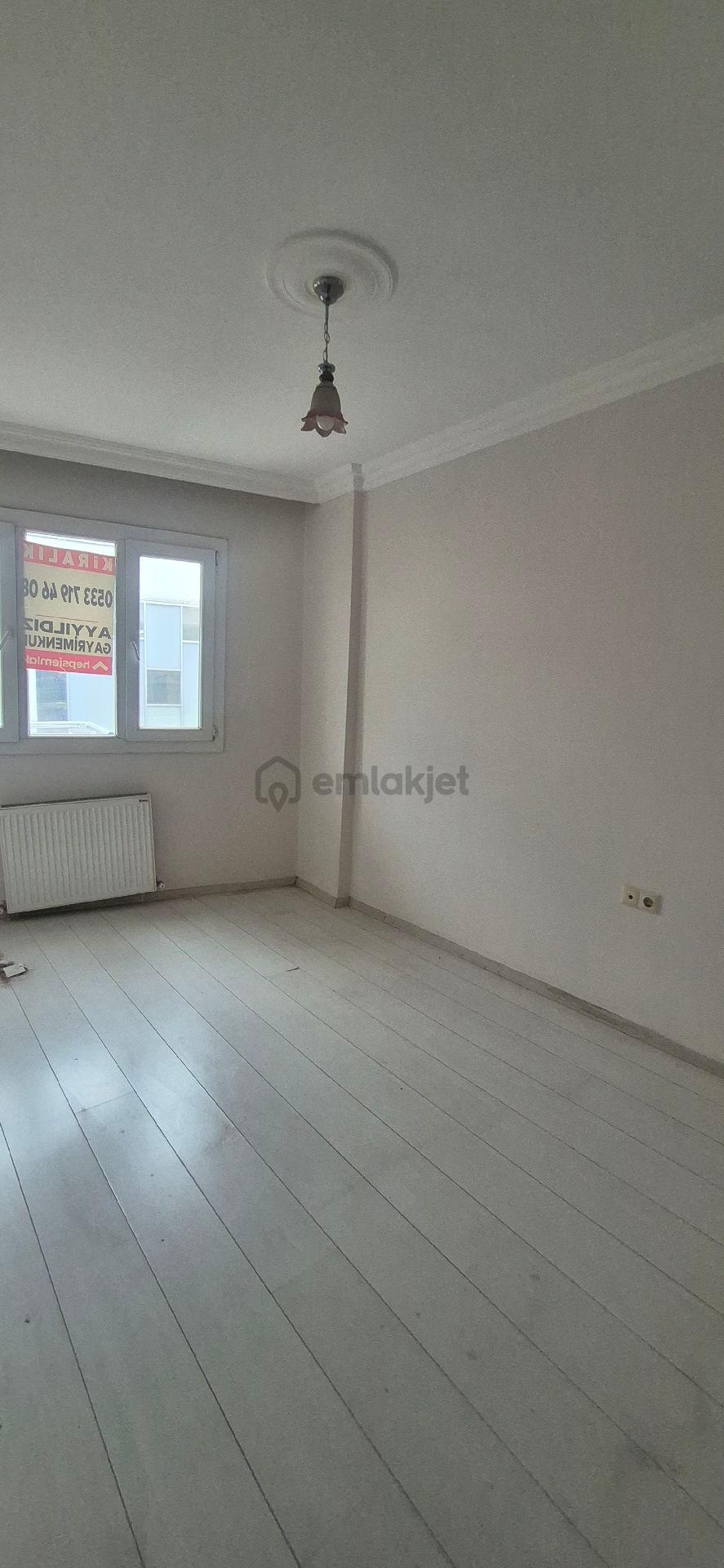 Bornova Da Kiralık 2 Kat Geniş Dükkan - 30