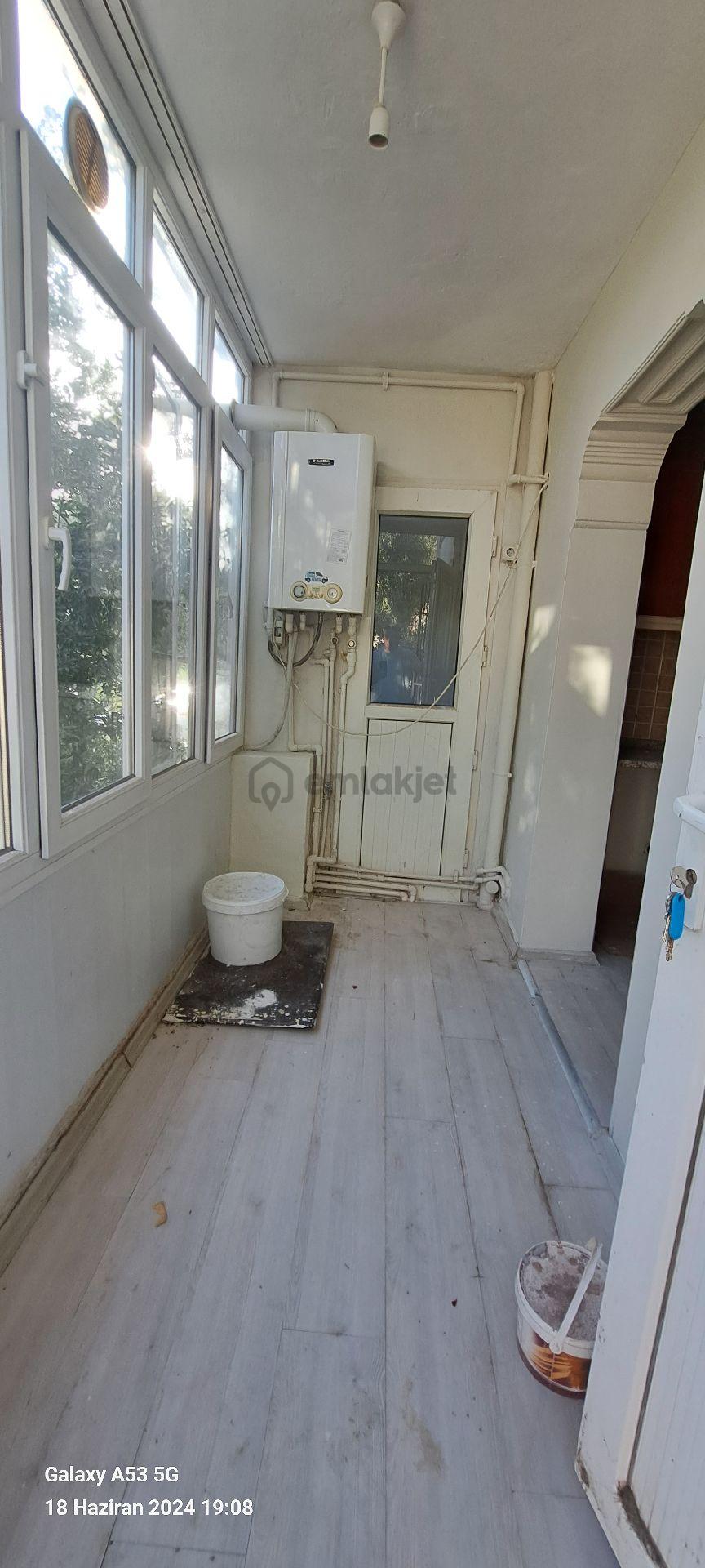 Bornova Evka-4 De 2+1 Satılık Daire.. - 5