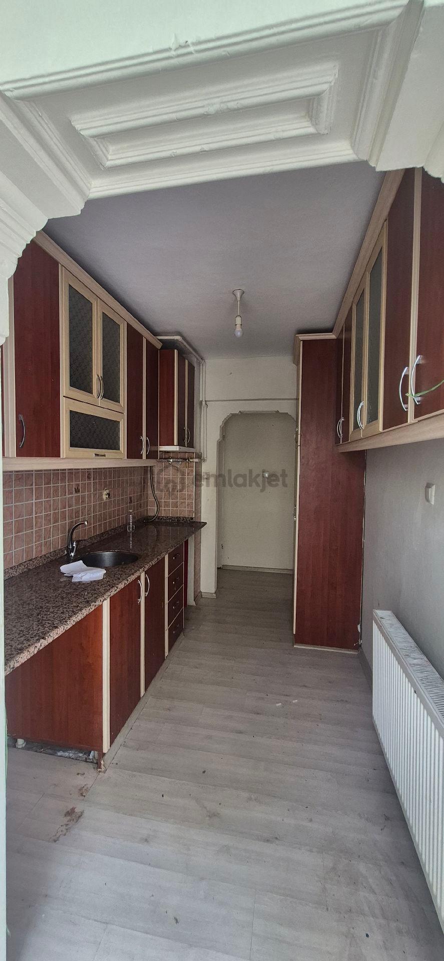 Bornova Evka-4 De 2+1 Satılık Daire.. - 16