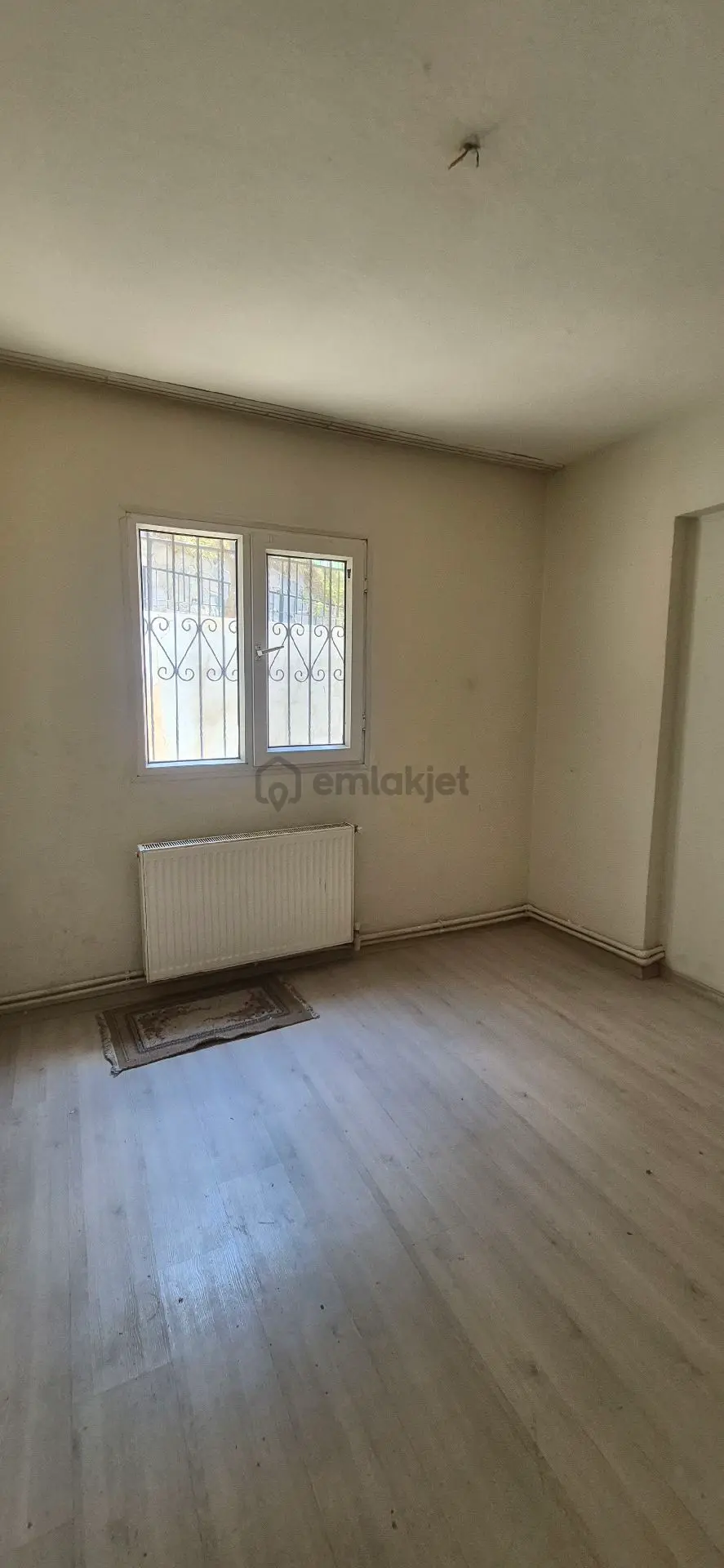 Bornova Evka-4 De 2+1 Satılık Daire.. - 9