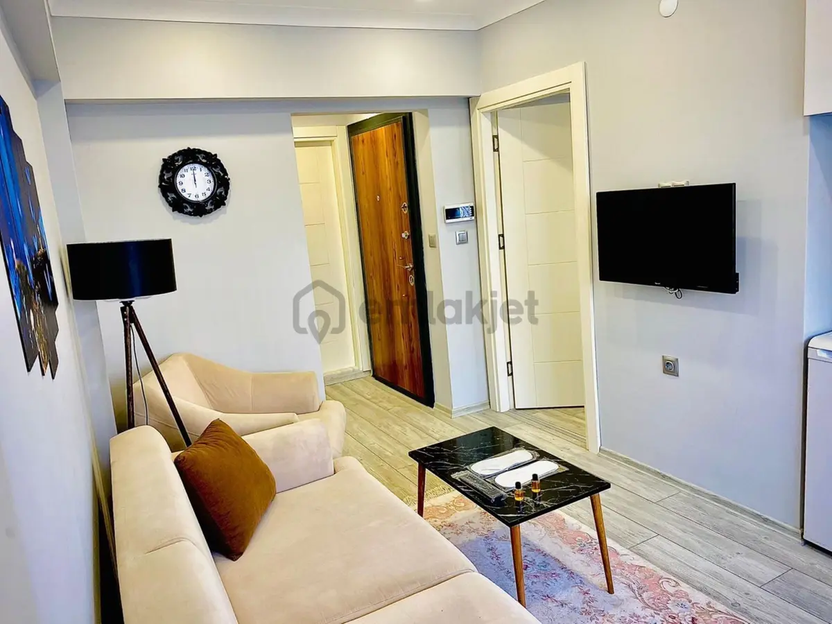 Trabzon Meydanda 1+1 Günlük Kiralık Daire - 2