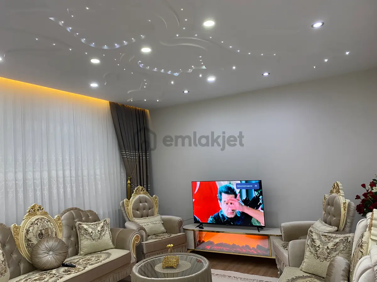 Kilis Merkez Satılık Müustakil 2daire 2 Garaj Bireysel Doğalgaz - 3