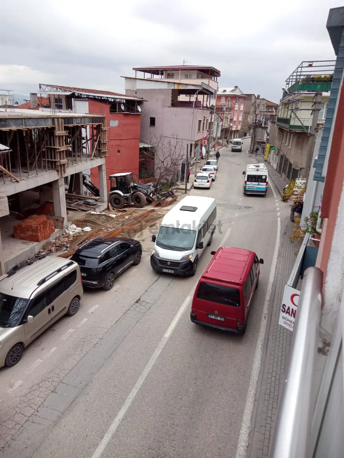 Bursa Yıldırım Zümrütevler Mahallesi Kurtbasan Caddesinde Satılık 3 Katlı Bina Müstakil Ev - 8