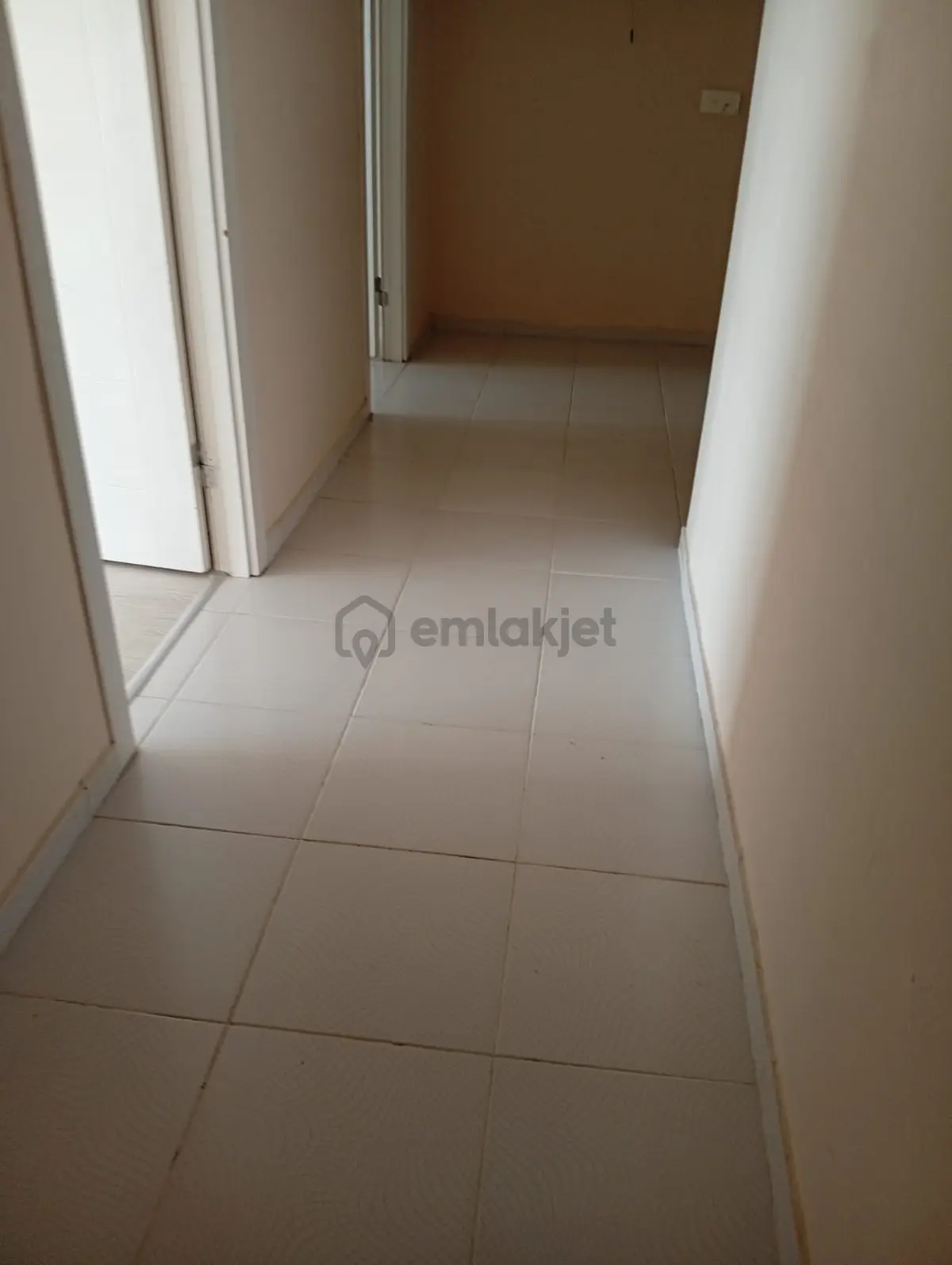 Sahibinden Geniş, 3+1, 2 Banyo, 2 Asansör, Ara Kat, Güney Cephe - 5