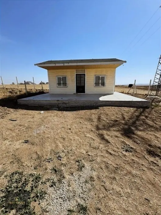 Gölbaşı'nda Evi İle Birlikte Satılık Müstakil Arsa ! - 4