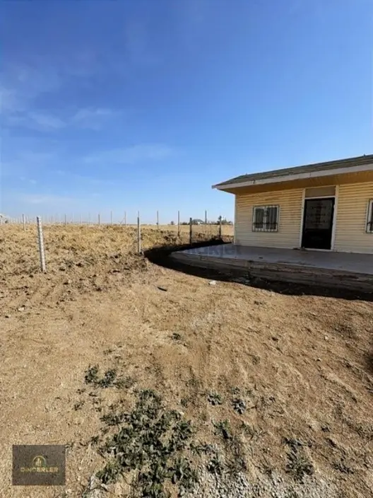 Gölbaşı'nda Evi İle Birlikte Satılık Müstakil Arsa ! - 2