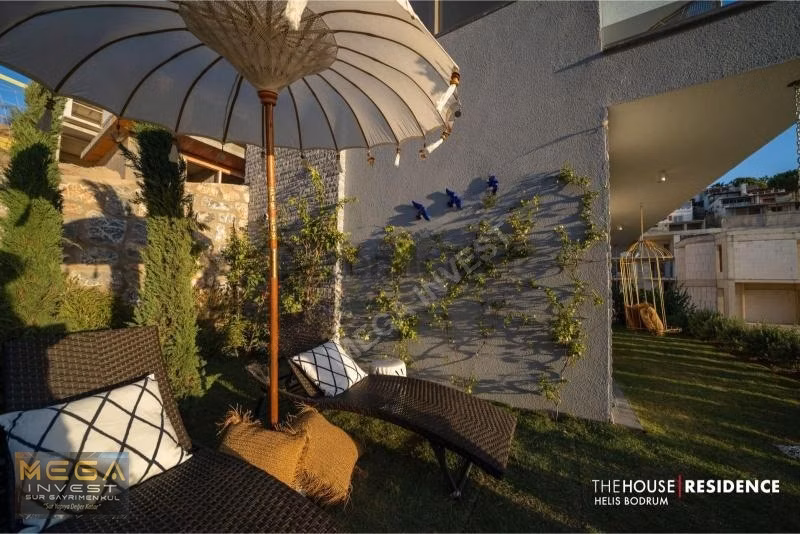 Bodrum Adabükü'nde Deniz Manzaralı 3+1 Lüks Tripleks Villa - 20
