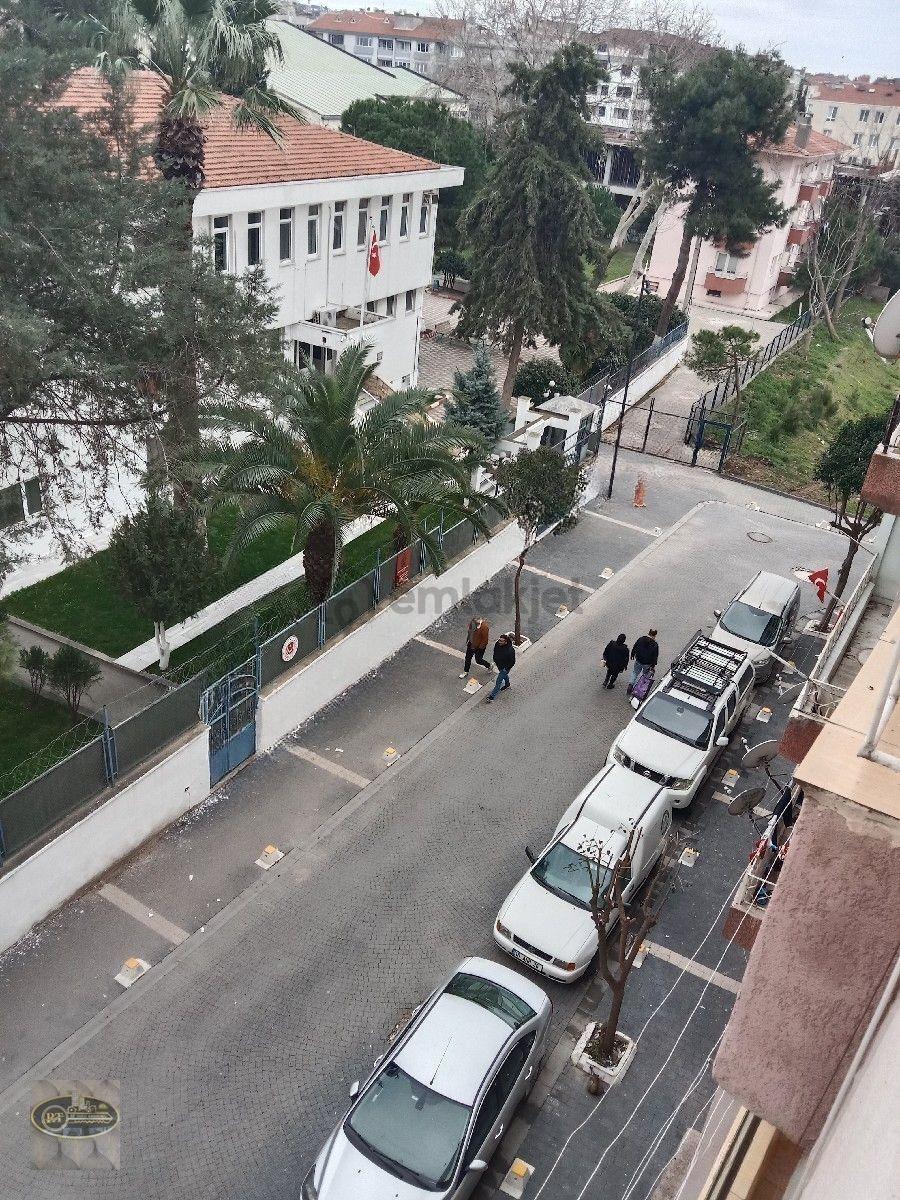 Bandırma Kurtuluş Caddesinde Satilik Arakat - 18
