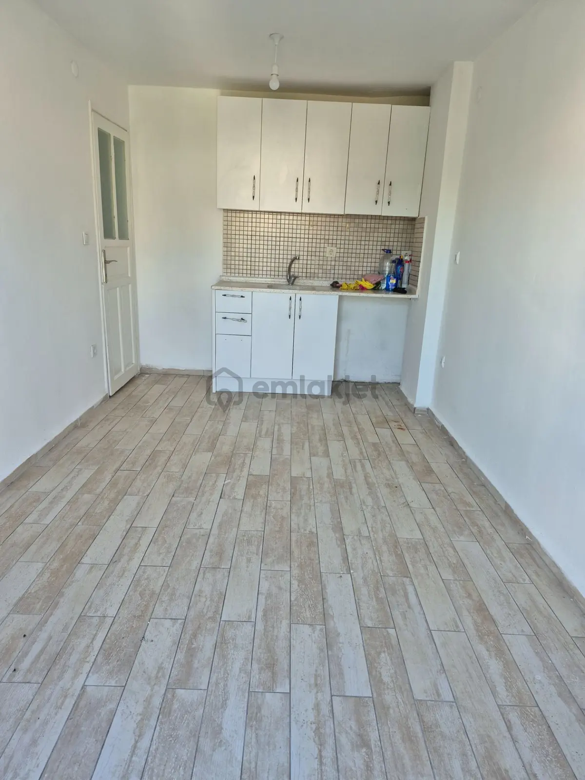 Turgutreis Merkezde Satılık 2+1 Orta Kat Daire - 12