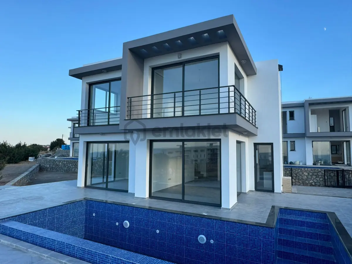 Kıbrıs Girne Esentepede Satılık Villalar - 3