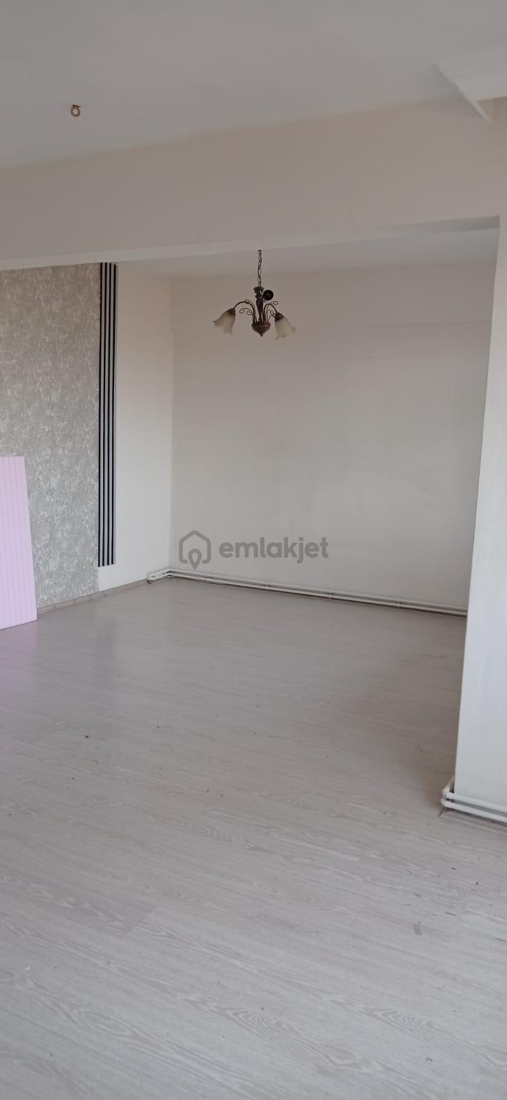 Çarşı Merkezde 2+1 Geniş Daire - 10