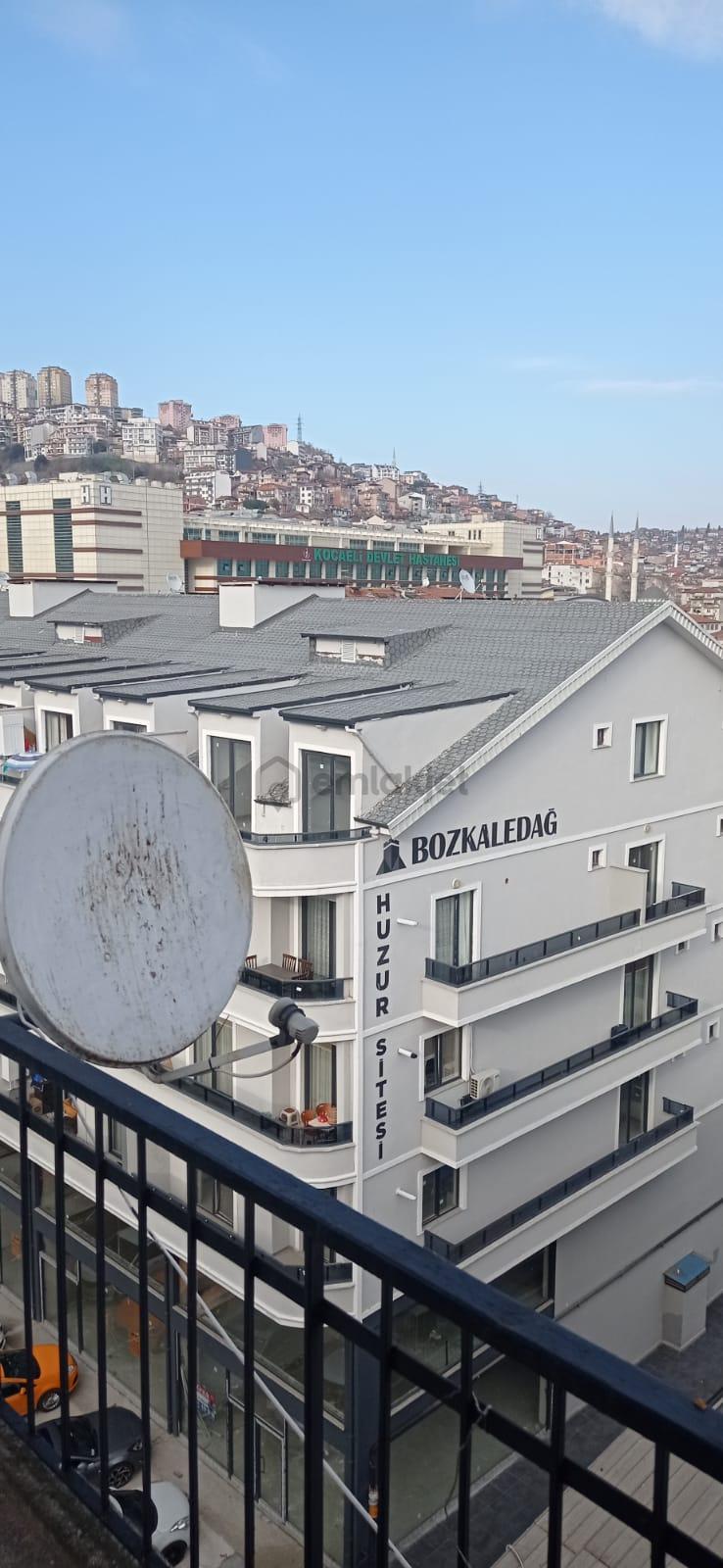 Çarşı Merkezde 2+1 Geniş Daire - 2