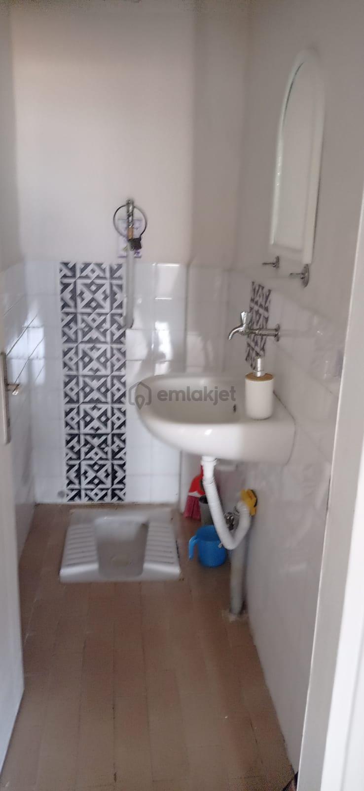 Çarşı Merkezde 2+1 Geniş Daire - 5