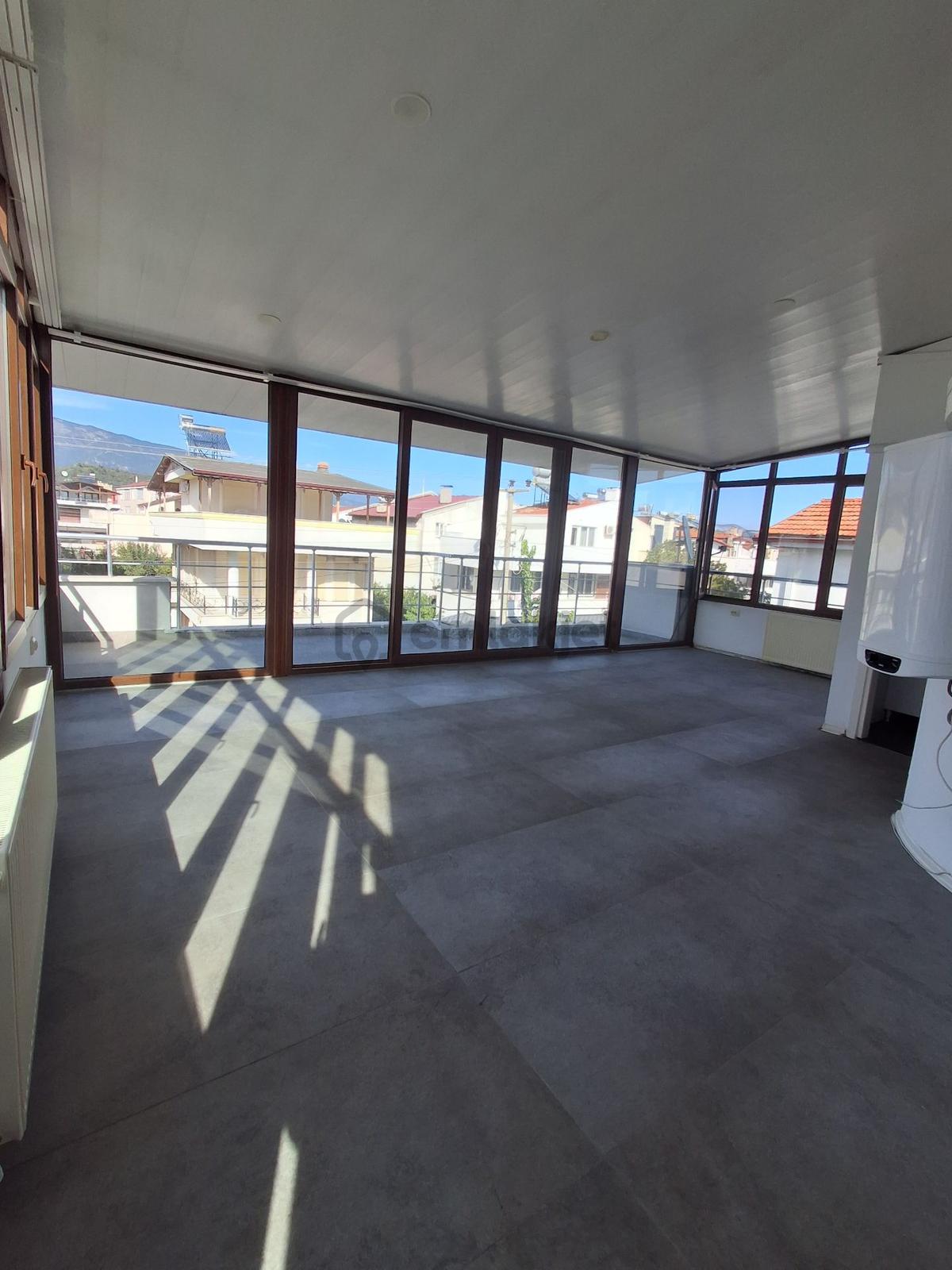 Akçay Yenimahahallede Müstakil Triplex - 28