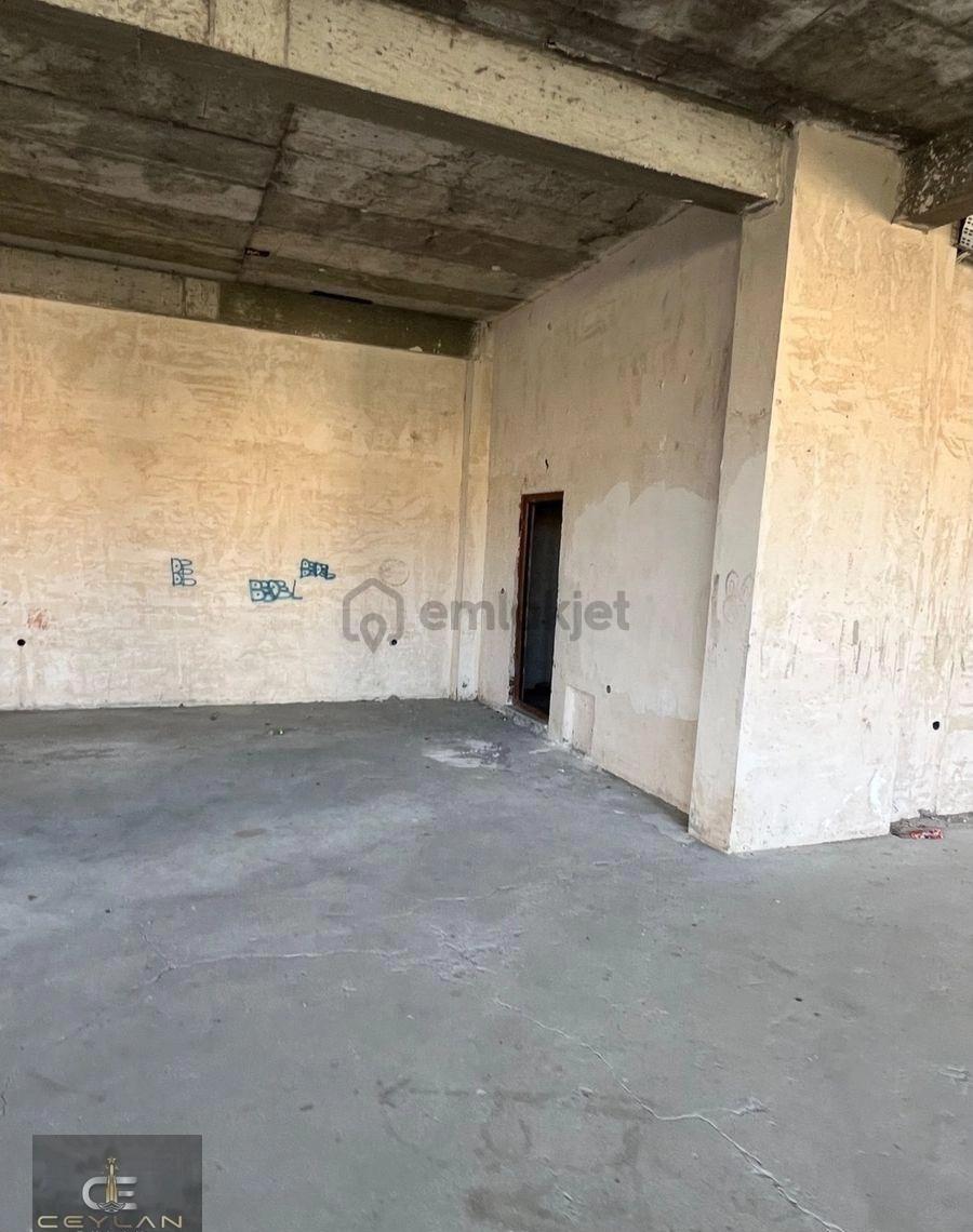 300 M2 Dükkan - 34