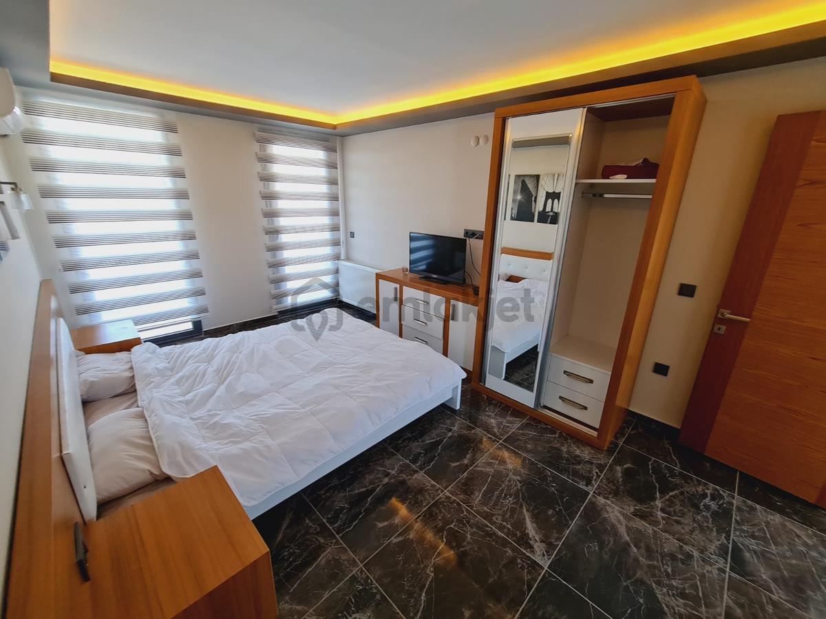 Full Manzara-acık/kapalı Havuz-sauna-bahçe-kapalı Garaj-asansor-1100 M2-7+2-tamamı Müstakıl - 20
