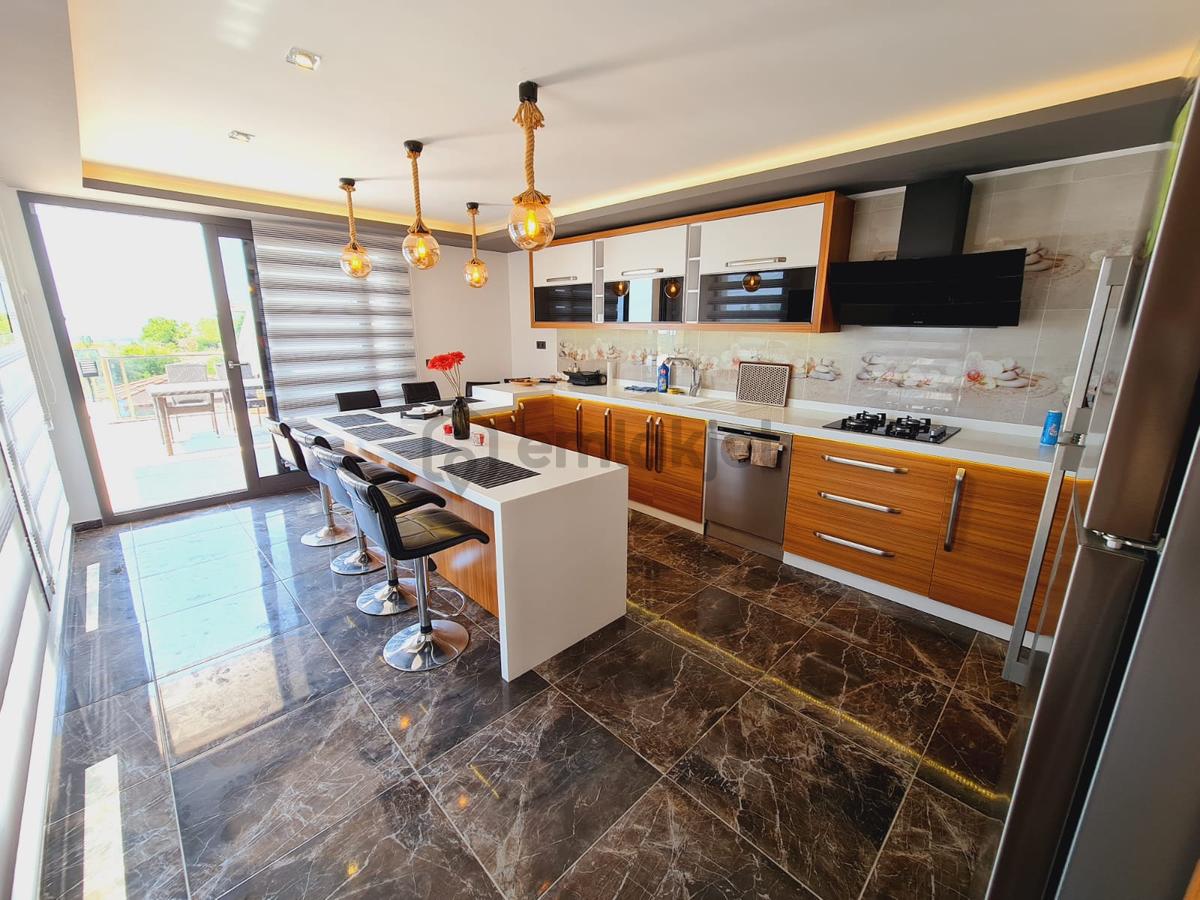 Full Manzara-acık/kapalı Havuz-sauna-bahçe-kapalı Garaj-asansor-1100 M2-7+2-tamamı Müstakıl - 13