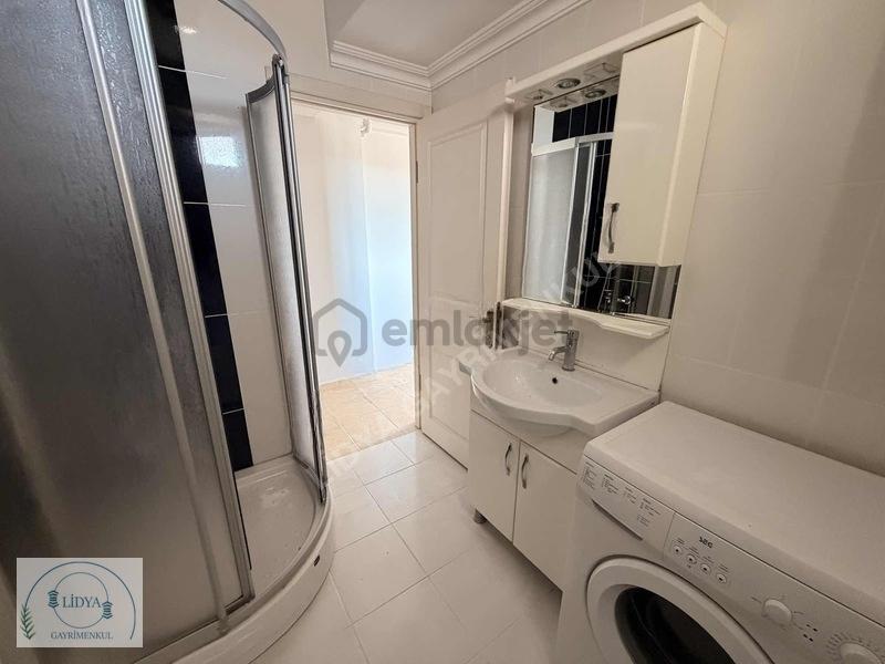 Bos Adalar Manzaralı, Ayrı Mutfaklı, Balkonlu 2+1 Daire - 14