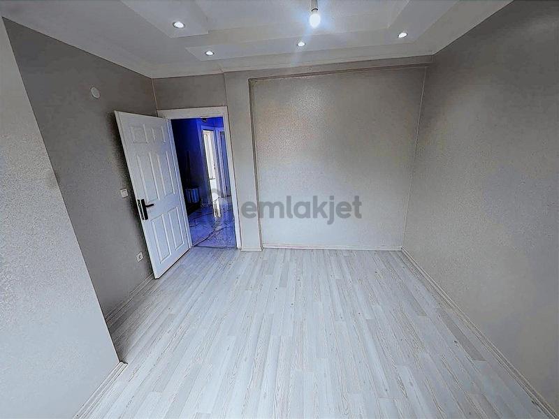 Son Hafta Çağlayanda Caddeüstü 68 Kiracılı Satılık 3+2çiftdaire - 4