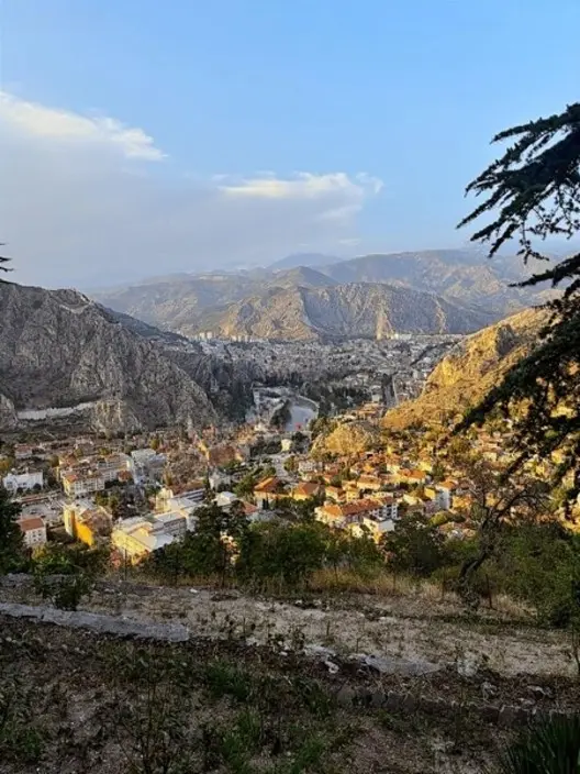 Amasya Çakallar Mahallesinde Satılık Dubleks Ev Ve Bağ - 15