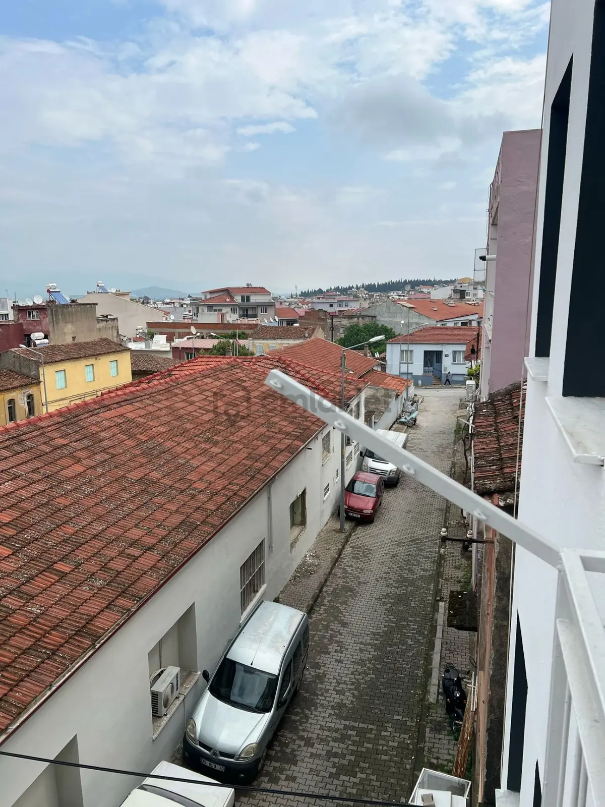 Çarşı İçinde Ara Kat - 4