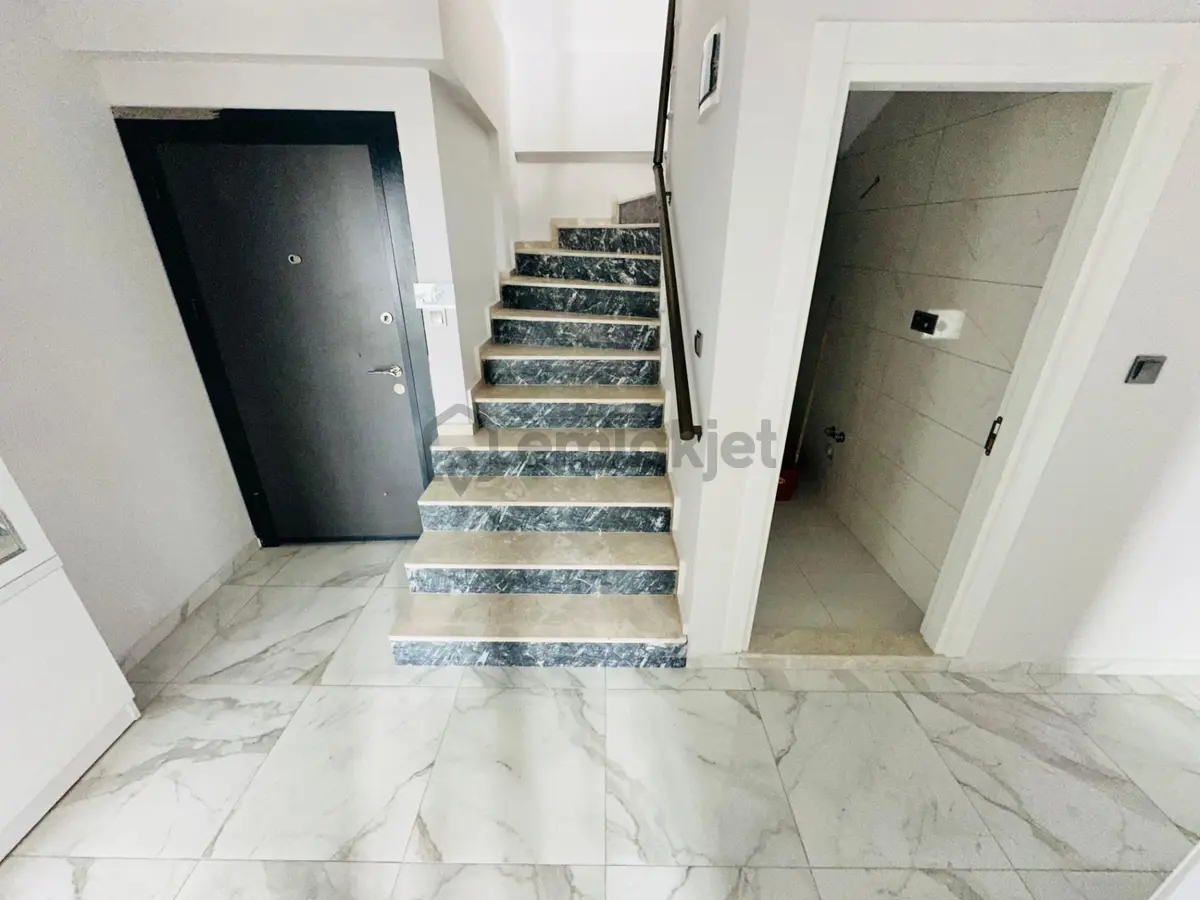 Altınkum'da 3+1sıfır Satılık Dublex Daire - 16