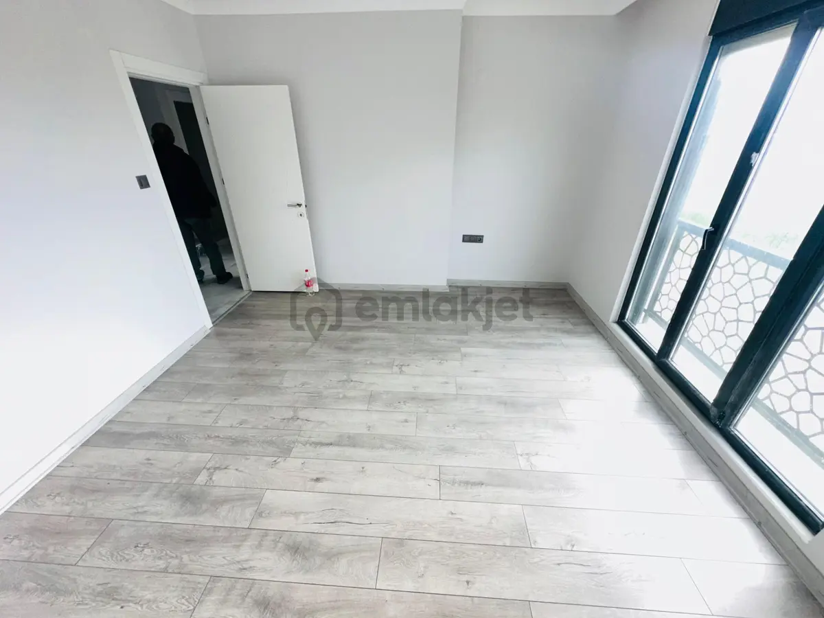 Altınkum'da 3+1sıfır Satılık Dublex Daire - 11